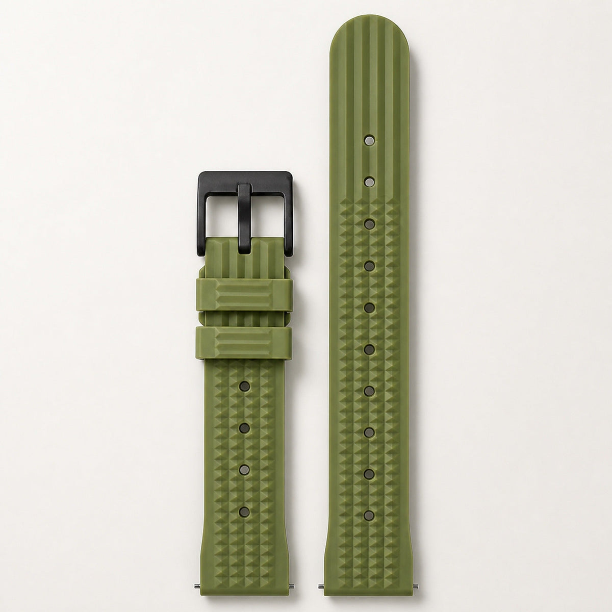 Bracelet caoutchouc gaufré — vert kaki, motif gaufré et boucle ardillon noire — Maison Noirmont