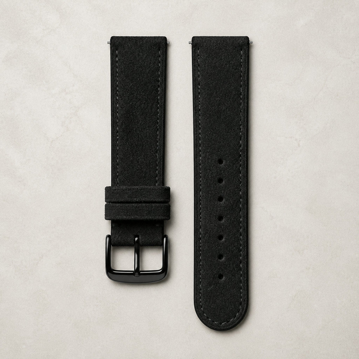 Bracelet cuir daim noir, boucle noire — Maison Noirmont