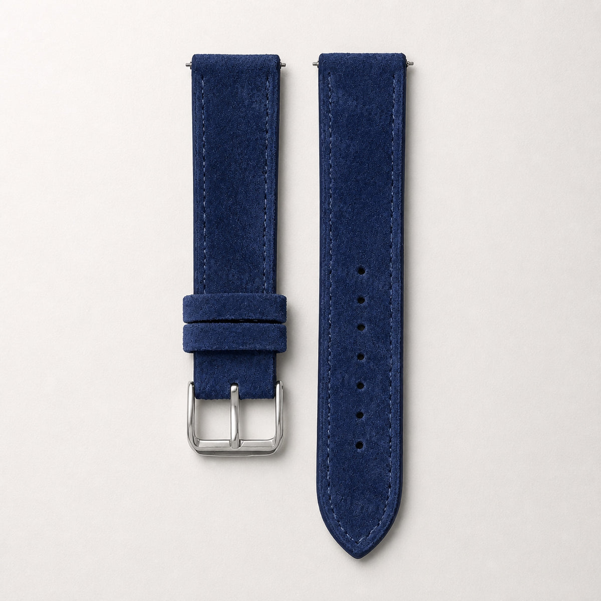 Bracelet cuir daim bleu, boucle argentée — Maison Noirmont