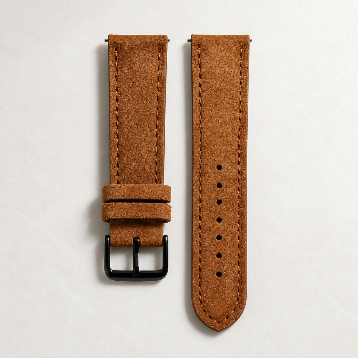 Bracelet cuir daim brun, boucle noire — Maison Noirmont