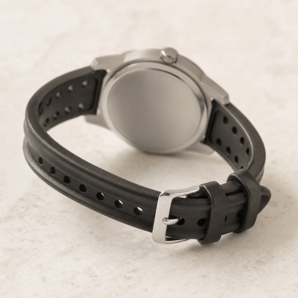 Bracelet FKM — embouts courbes — en situation — Maison Noirmont