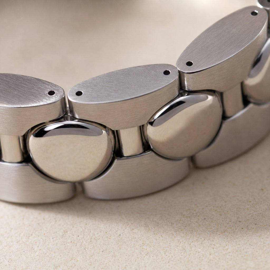 Bracelet à maillons arrondis — acier inoxydable — macro — Maison Noirmont