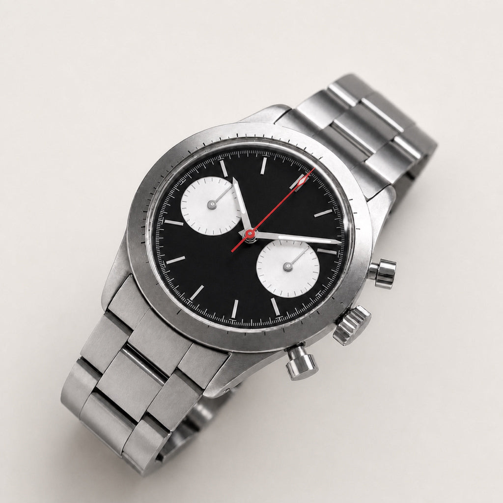 Contre-la-montre — Chronographe panda — Panda inversé · aiguille rouge — Maison Noirmont