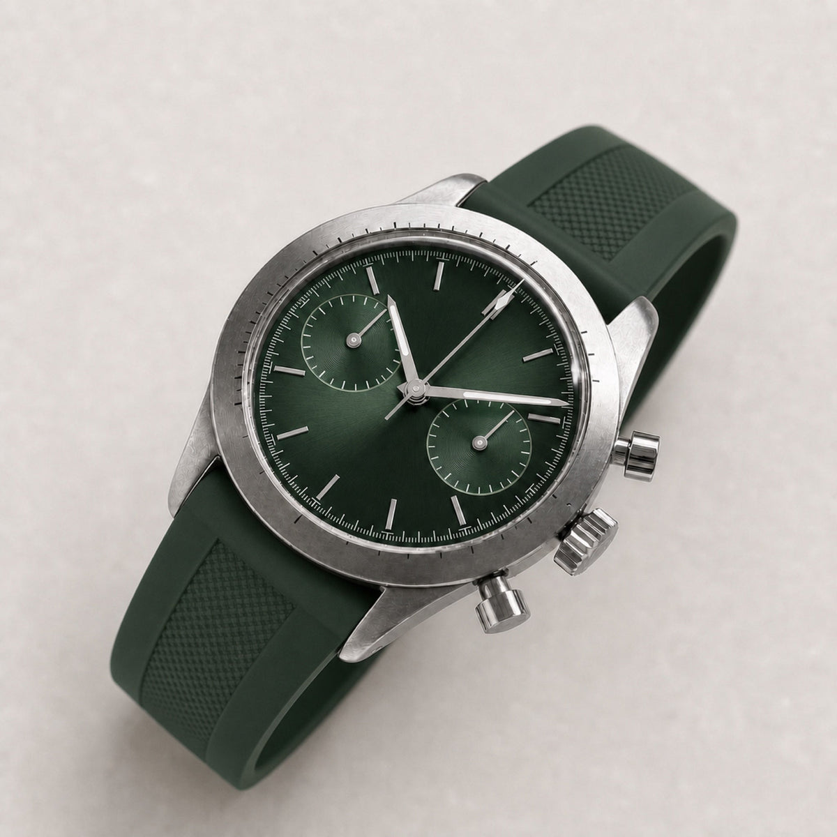 Contre-la-montre — Chronographe panda — Vert · caoutchouc vert — Maison Noirmont