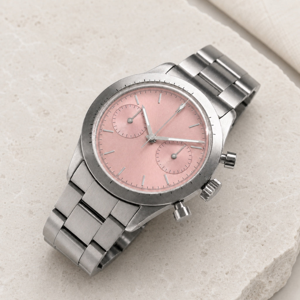 Contre-la-montre Rose poudré — Chronographe — en situation — Maison Noirmont