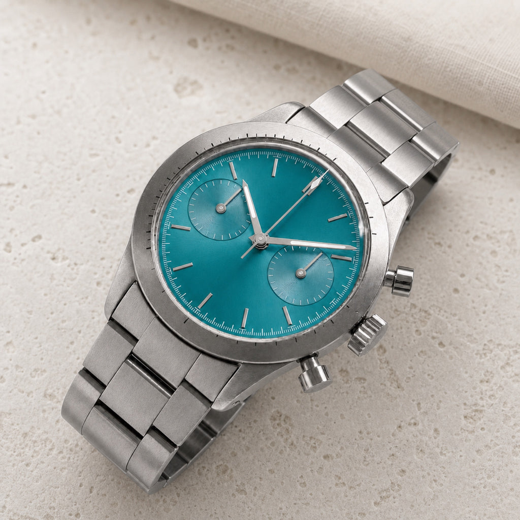 Contre-la-montre Turquoise — Chronographe — en situation — Maison Noirmont