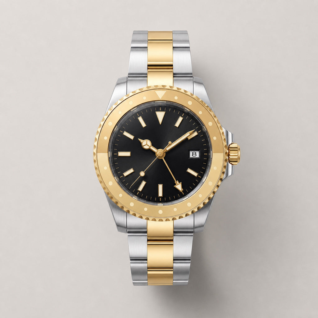 Voyageur Bicolore — GMT automatique, cadran noir et bracelet acier et or trois maillons — Maison Noirmont