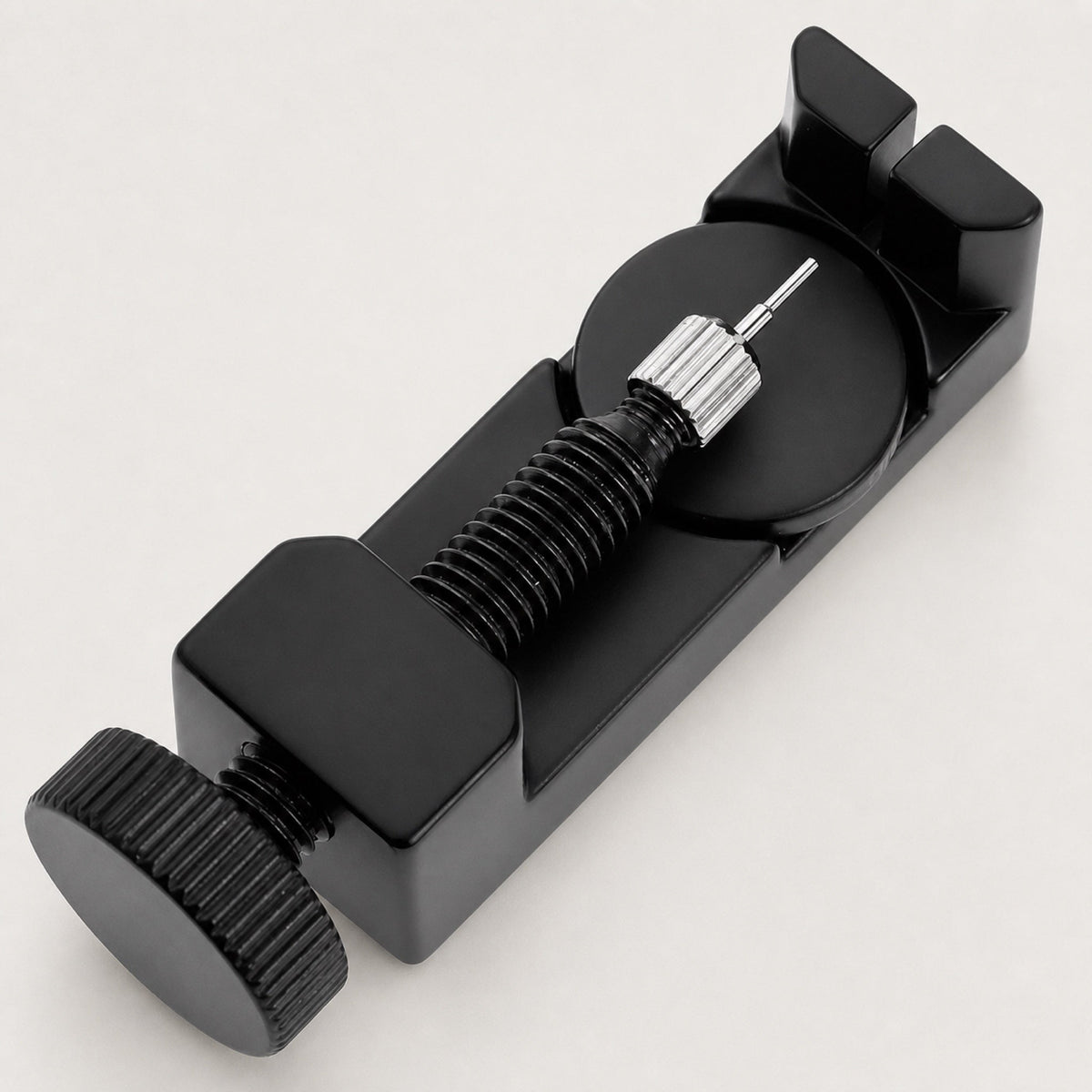 Outil de mise à taille de bracelet noir — Maison Noirmont