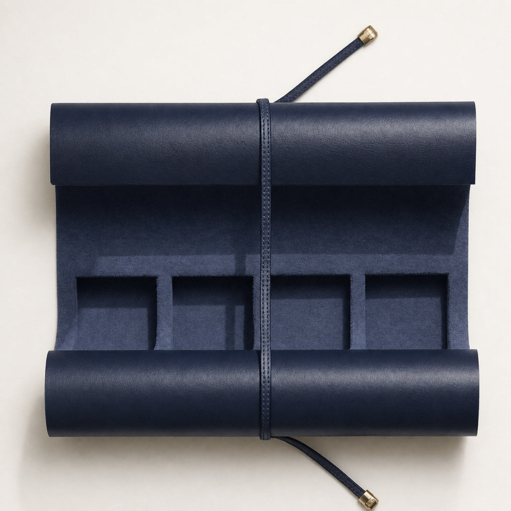 Rouleau de Voyage — cuir — Cuir bleu marine · 3 montres — Maison Noirmont